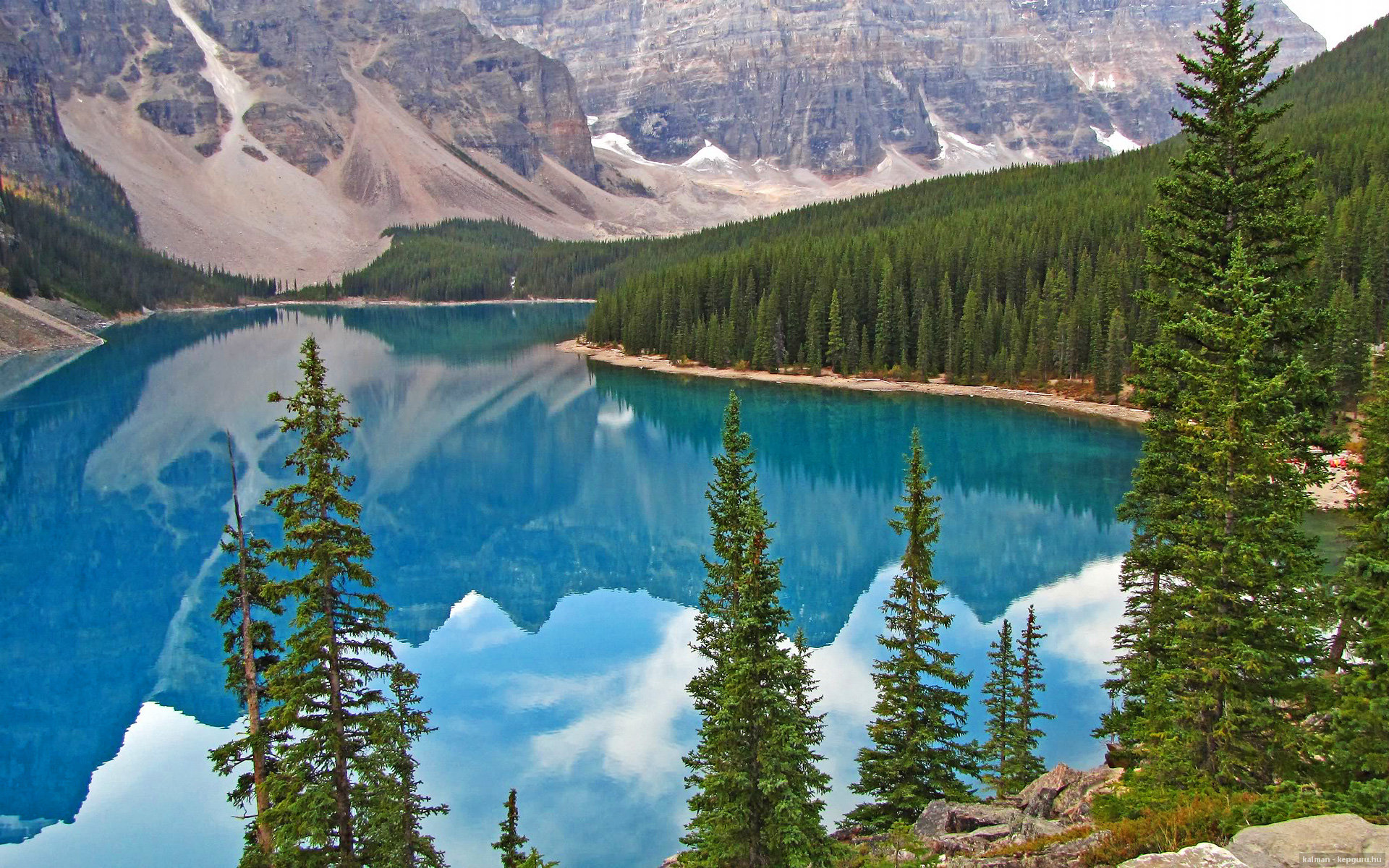 F1新赛季揭幕战，极速与战术的博弈，恰如开拓者压制灰熊的战略掌控