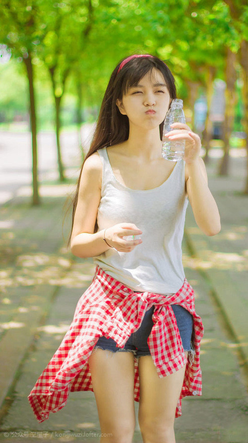 F1新赛季揭幕战，极速与战术的博弈，恰如开拓者压制灰熊的战略掌控