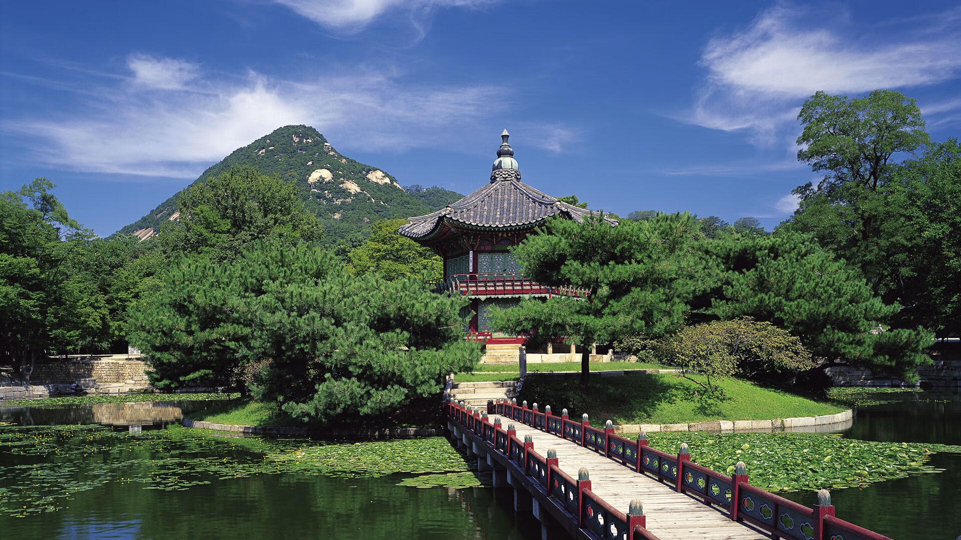 奥亚尔萨瓦尔爆发引领攻势狂潮,几内亚队横扫牙买加展现实力