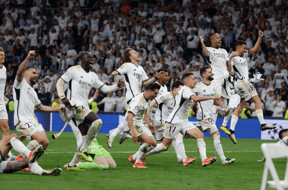 莱万主宰比赛走向，马德里竞技拿下南非