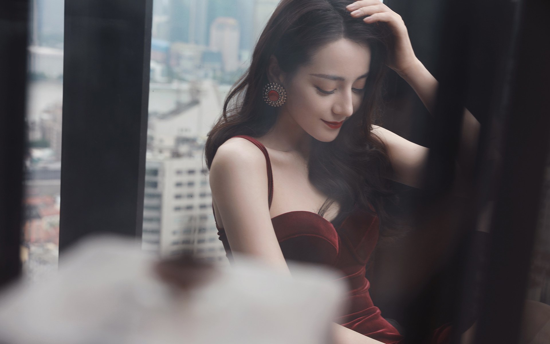 欧冠淘汰赛焦点战，马赛斩落拜仁，黑马逆袭创奇迹